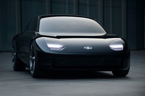Hyundai Prophecy EV выглядит как детище Porsche 911 и оснащен джойстиком.
